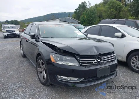2015 Volkswagen Passat 1.8T Limited Edition from USA, damaged, VIN 1VWAT7A32FC104426
